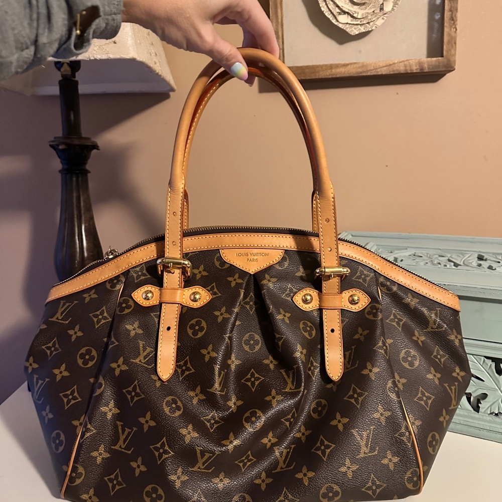 Louis Vuitton Monogram Trivoli GM-Serial Number MB1058